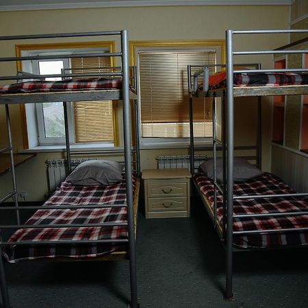 Hostel Wigwam Oral Buitenkant foto